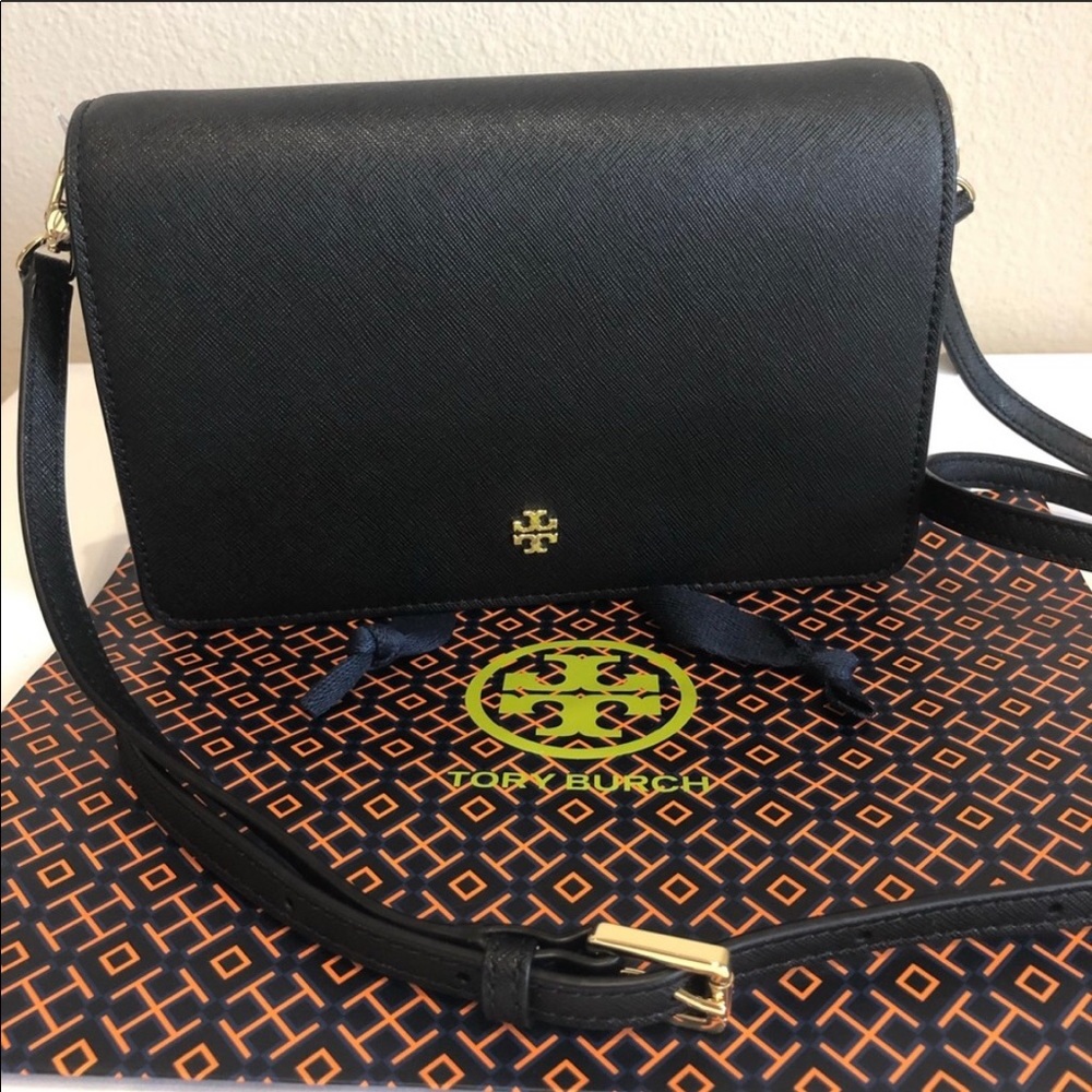 Tory Burch - Picture 1 of 8